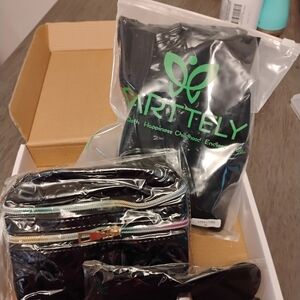 PartyTely Black Cosmetic Pouches Set